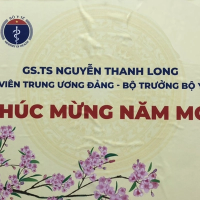 Bộ trưởng Bộ Y tế - Nguyễn Thanh Long, tặng quà Tết Nguyên đán Tân Sửu 2021