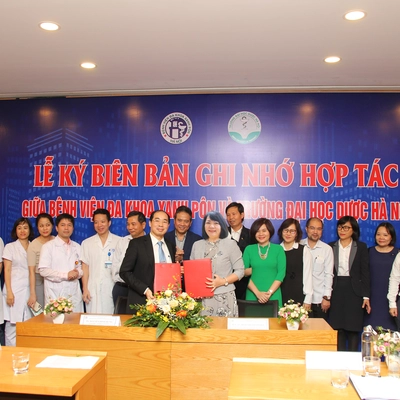 Lễ kí kết thỏa thuận hợp tác đào tạo giữa Trường Đại học Dược Hà Nội & Bệnh viện Đa khoa Xanh Pôn