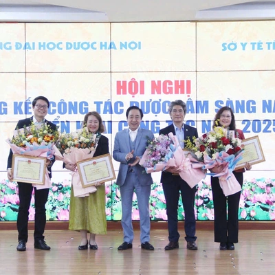 HỖ TRỢ CHUYỂN ĐỔI SỐ TRONG DƯỢC LÂM SÀNG CHO CÁC BỆNH VIỆN/TTYT TRONG TỈNH PHÚ THỌ: TỔNG KẾT 1 NĂM HỢP TÁC SỞ -TRƯỜNG