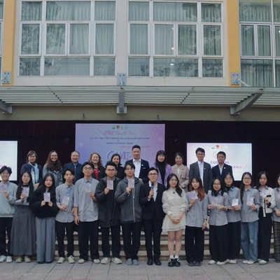 ĐOÀN THANH NIÊN TRƯỜNG ĐẠI HỌC DƯỢC HÀ NỘI – TỔ CHỨC CUỘC THI “ĐẠI SỨ TRUYỀN THÔNG KHÁNG KHÁNG SINH” & “RUNG CHUÔNG VÀNG” – AMR YOUTH DAY  2025