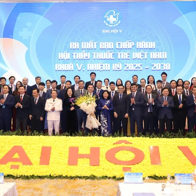 ĐỒNG CHÍ NGUYỄN CÔNG TRƯỜNG, BÍ THƯ ĐOÀN THANH NIÊN TRƯỜNG ĐẠI HỌC DƯỢC HÀ NỘI, VINH DỰ THAM GIA BAN CHẤP HÀNH HỘI THẦY THUỐC TRẺ VIỆT NAM NHIỆM KỲ 2025-2030